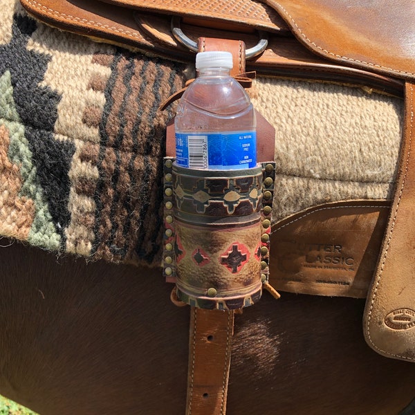 Saddle bottle holder