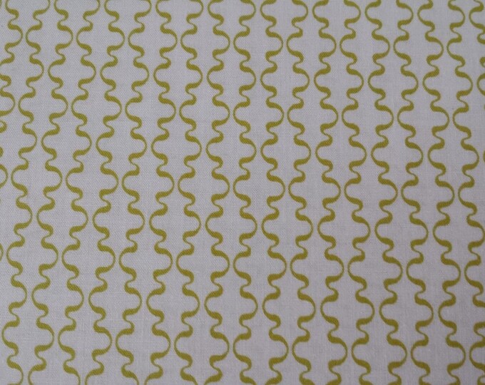 Quilting Treasures Metro Gold & White Geometric Print Premium Quality 100% Cotton Fabric (QT1266KK)