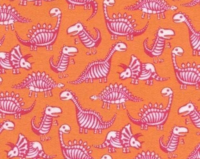 Timeless Treasures Fly Away Floral Medallion Premium Quality 100% Cotton Fabric (TT456)