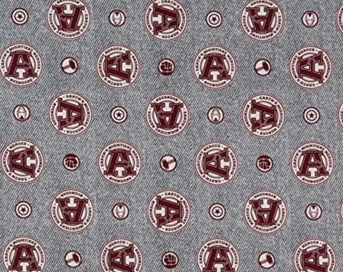 Camelot Fabrics Marvel Avengers Patches Premium Quality 100% Cotton Fabric (CA343KK)
