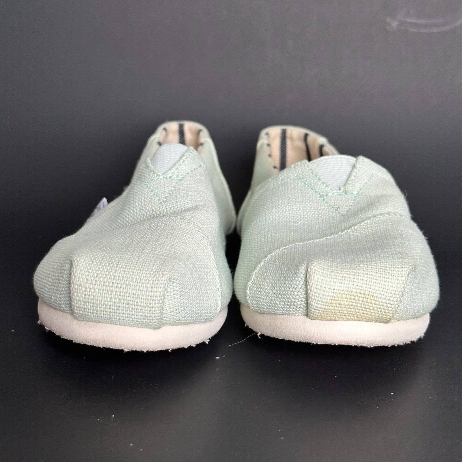 Mint store green toms