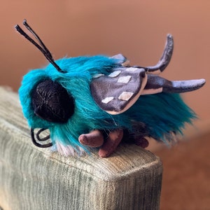 Mariposa/polilla patrón de peluche