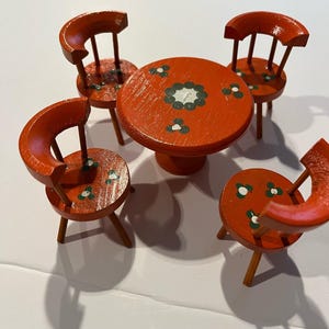 Vintage hand painted miniature doll house table 4 chairs 1:12