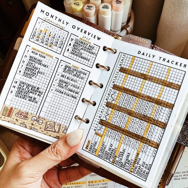 Pocket - PP007 | Monthly Overview with Daily Tracker Planner Printable - Pocket Rings