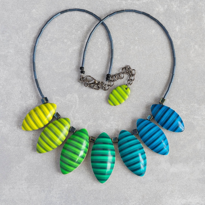 Turquoise necklace statement Lime green necklace Turquoise green necklace Fashion chunky turquoise necklace UK Green statement necklace