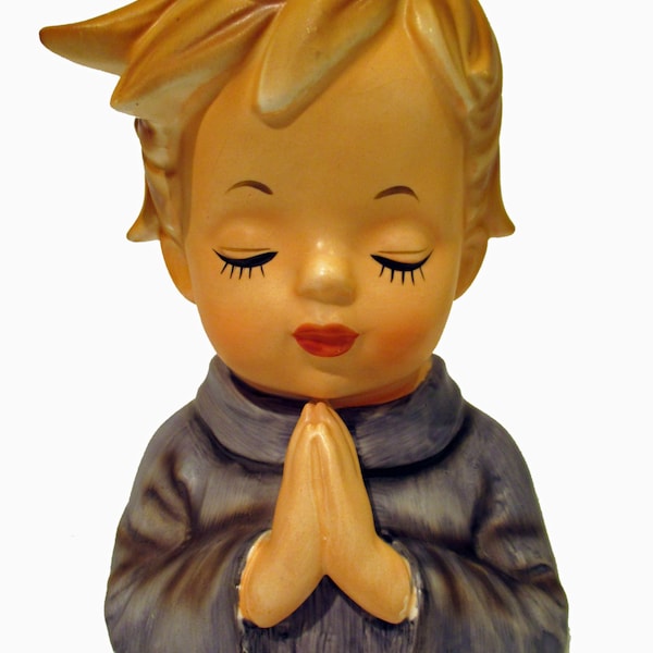 Vintage Hand Painted INARCO Young Boy Head Vase.  Head Bowed, Eyes Closed w/Hands Folded in Prayer.  Stamped E-1579.   Product No. 254092.