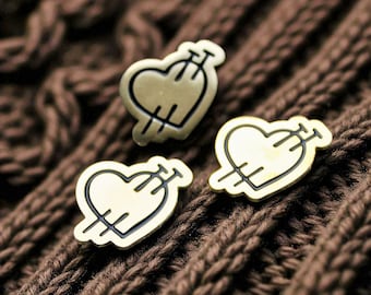 Knitting Enamel Pin; Gold & Black Metal Brooch for Knitters, Crafters, Yarn Lovers; Gift for Knitting Enthusiasts; Knitting Themed Brooch