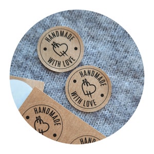Handgemaakt With Love kraftpapier stickers; Milieuvriendelijke labels voor breien, haken, naaiprojecten, handgemaakte cadeaus en knutselen;