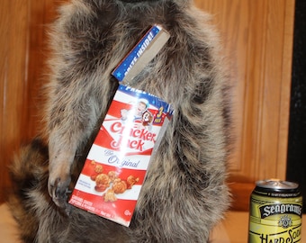 New Raccoon Mount Taxidermy Antler Candy Cracker Jack Novelty Whitetail Deer Fur