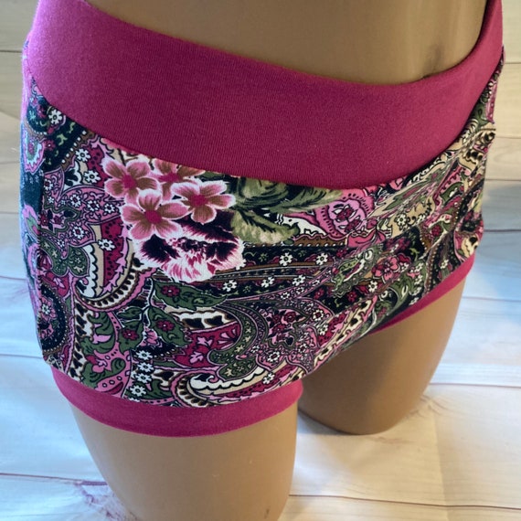 Tuck Buddies 2.0 ADULT - Transfemme / AMAB boyshort style tucking underwear. 1 pair of Tuck Buddies - Pink Paisley