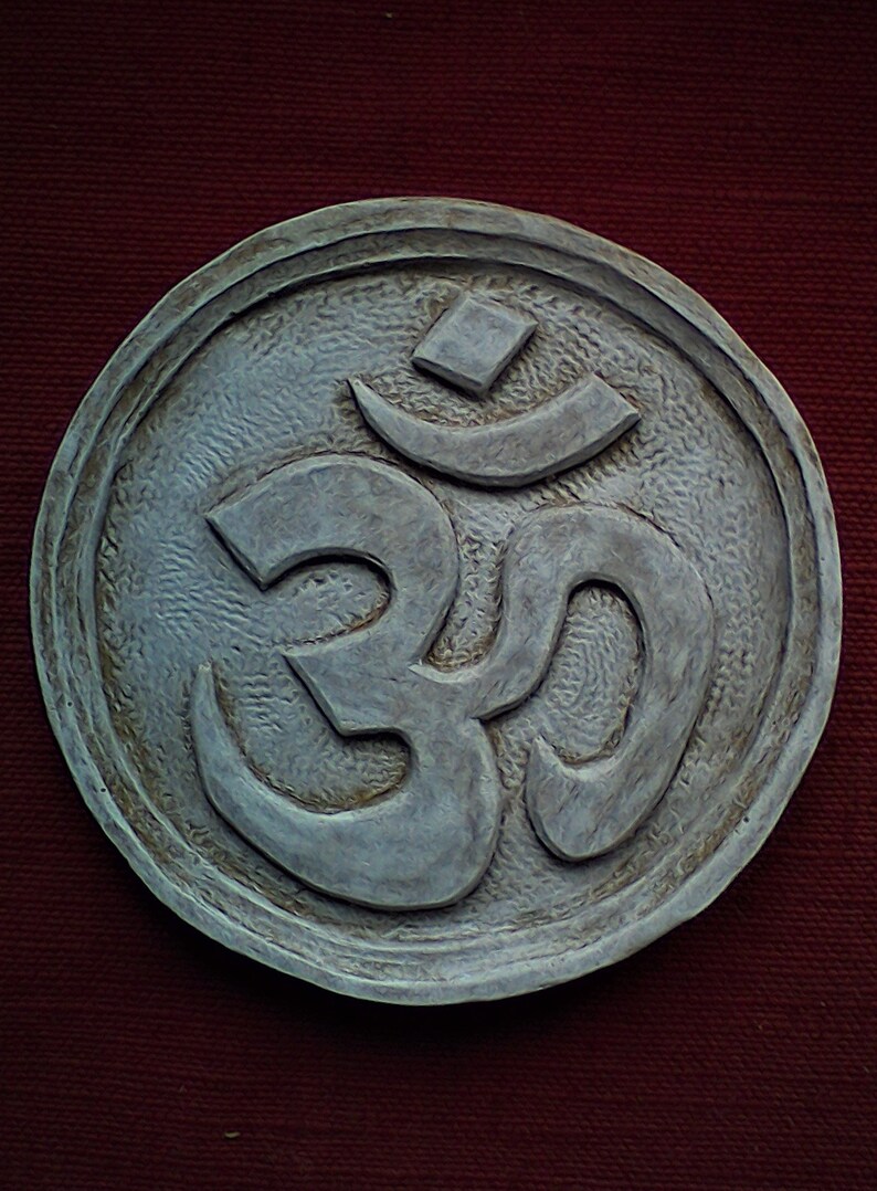 Aum image 1