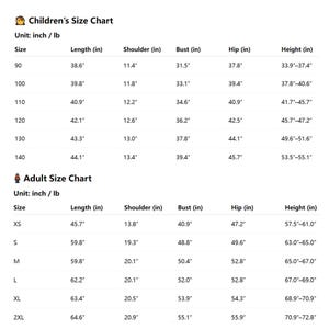 Puede incluir: Una tabla de tallas detallada para ni&ntilde;os y adultos, con medidas en pulgadas y libras. La tabla incluye tallas, largo, ancho de hombros, busto, cadera y altura para varias tallas, desde 90 hasta 2XL.
