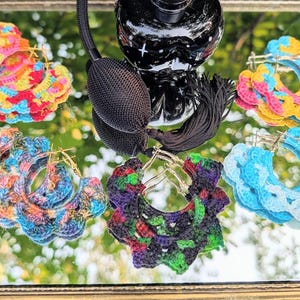 Scalloped Loop Crochet Earrings