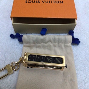 lv key lanyard with id holder