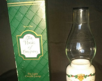 Potpourri Press The Magic of Christmas Tea Light Candle Lamp (#27150), Vintage, 1990, Gently Used