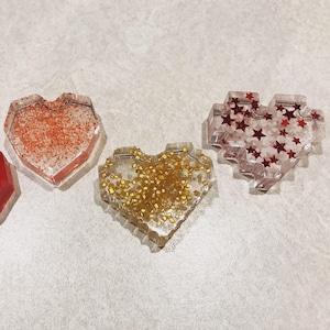 8 bit pixel heart worry stone craft embellishment star red sparkle geek nerd gamer