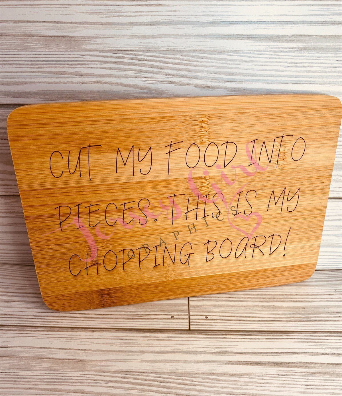 Tabla De Cortar Hecha A Medida – 'Corta Mi Comida En Pedazos' – Diseño Divertido De Madera Mini Para Quesos Y Aperitivos