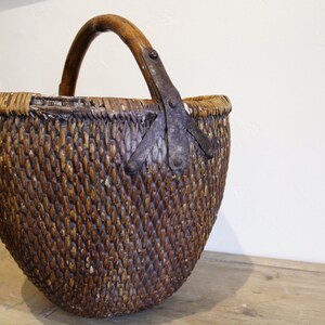 Antique Chinese Willow Basket, Vintage Wooden Handle Basket image 1