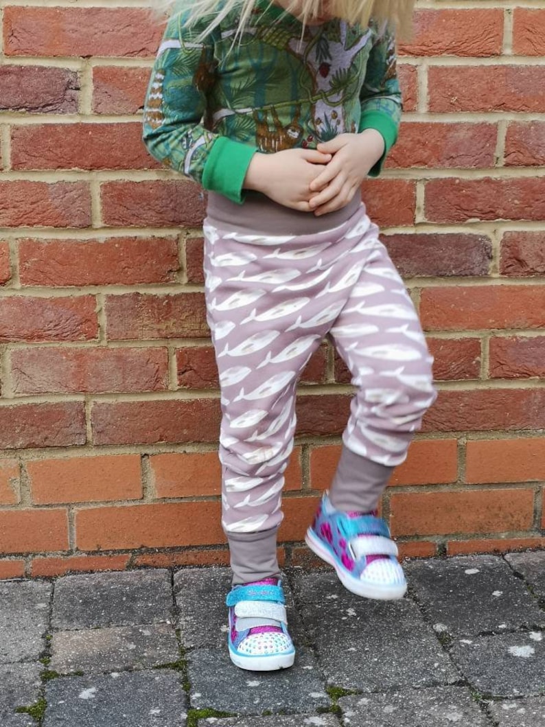 Baby harem pants-Organic cotton-Whales-Unisex baby clothes-Toddler leggings