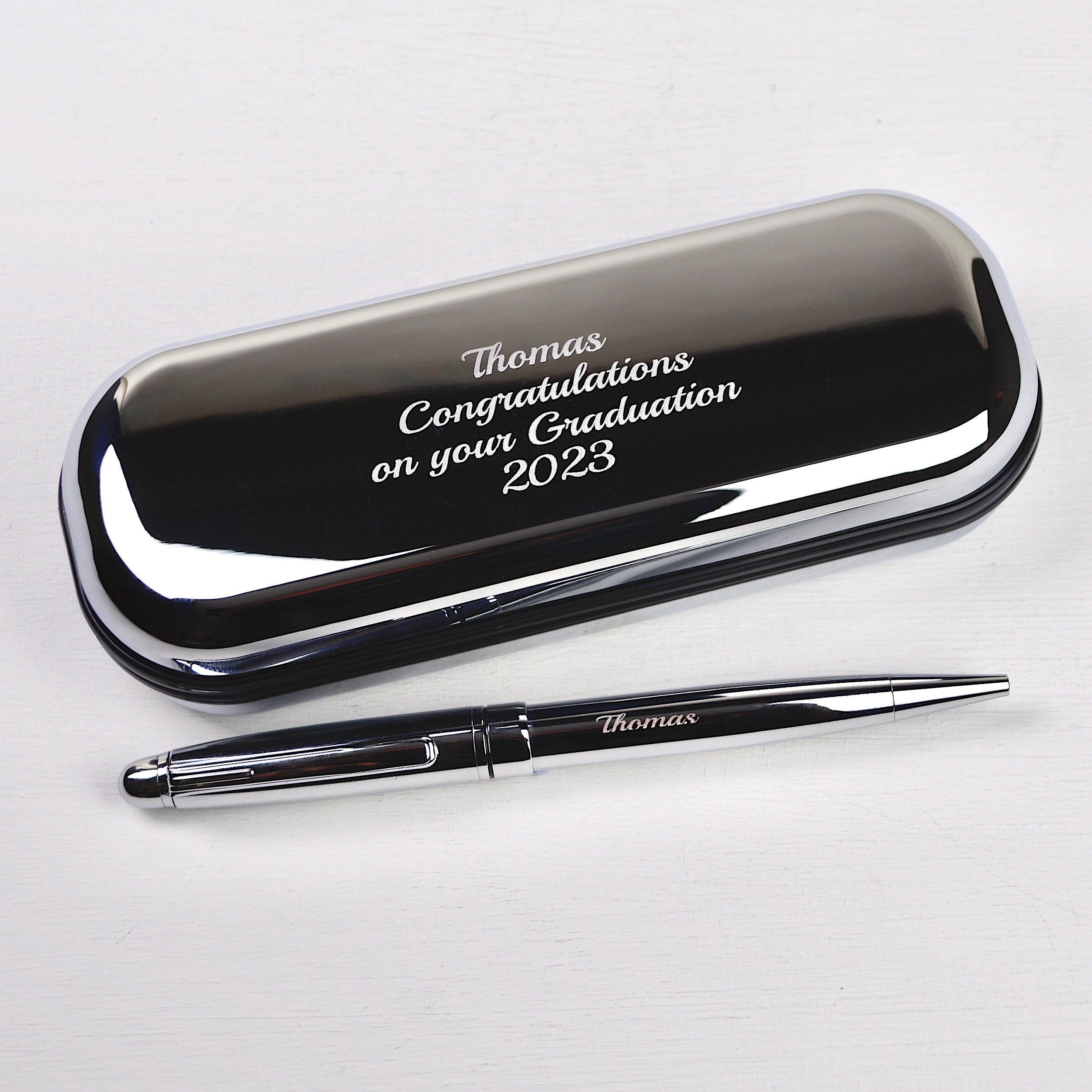 Bolígrafos personalizados, estuche para bolígrafos grabado personalizado  para hombres, bolígrafos Twist Action 0.7, juego de bolígrafos de  graduación
