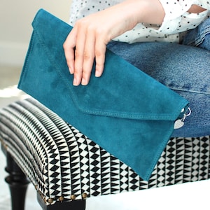 Personalisierte Frühling Helle Farbe Wildleder Umschlag Kupplung, Benutzerdefinierte Wildleder Abendtasche, Brautjungfern Geschenk, Burgund Tasche, Wildleder Clutch Tasche