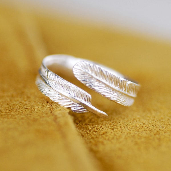 Sterling Silver Feather Wrap Ring, Adjustable Feather Ring, Feather Thumb Ring, Nature Inspired Jewellery, All Silver Ring Feather Ring