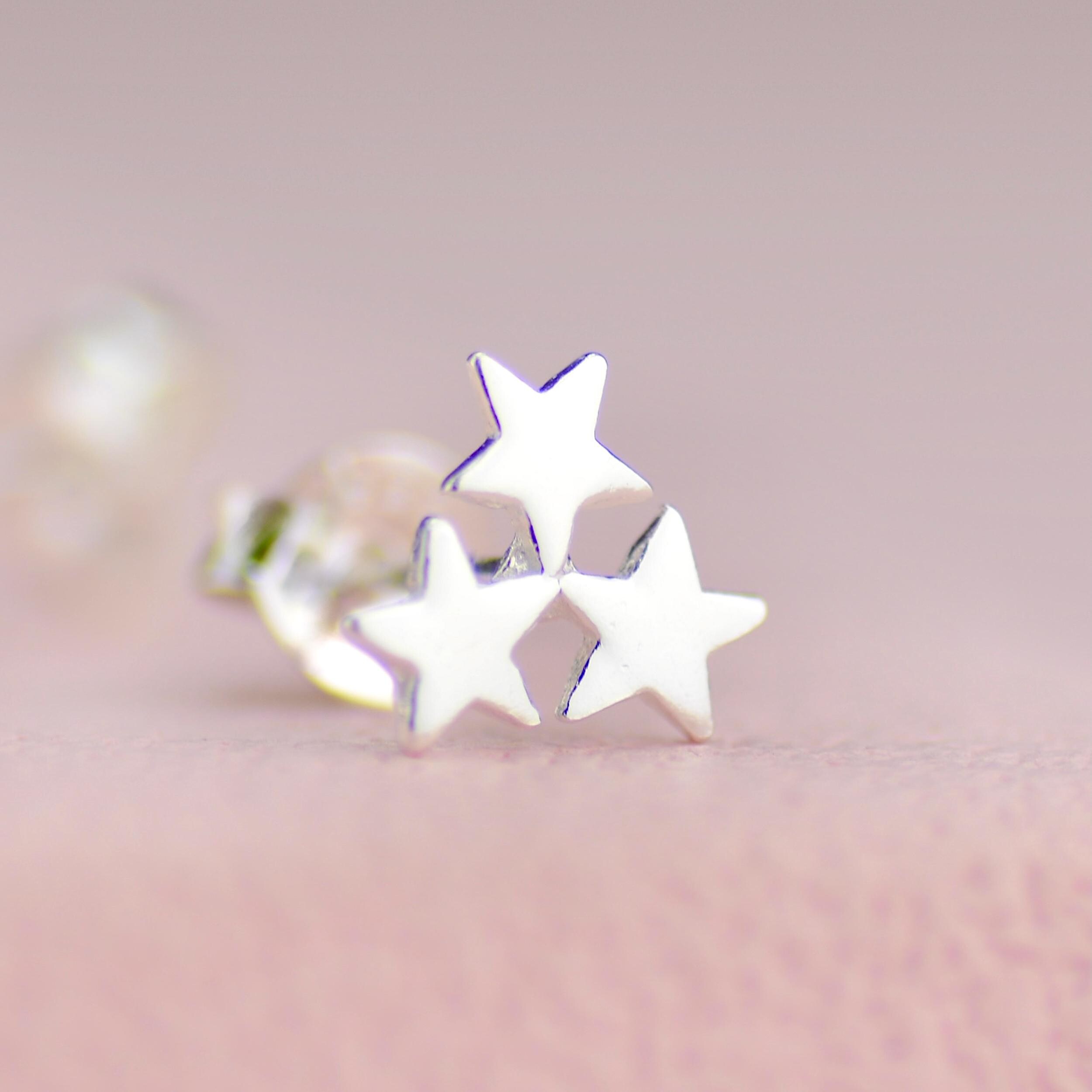 【mimi】TripleArrow Star Earring Curved Sterling Silver Mini Triple Star Cluster Stud Earrings, Star
