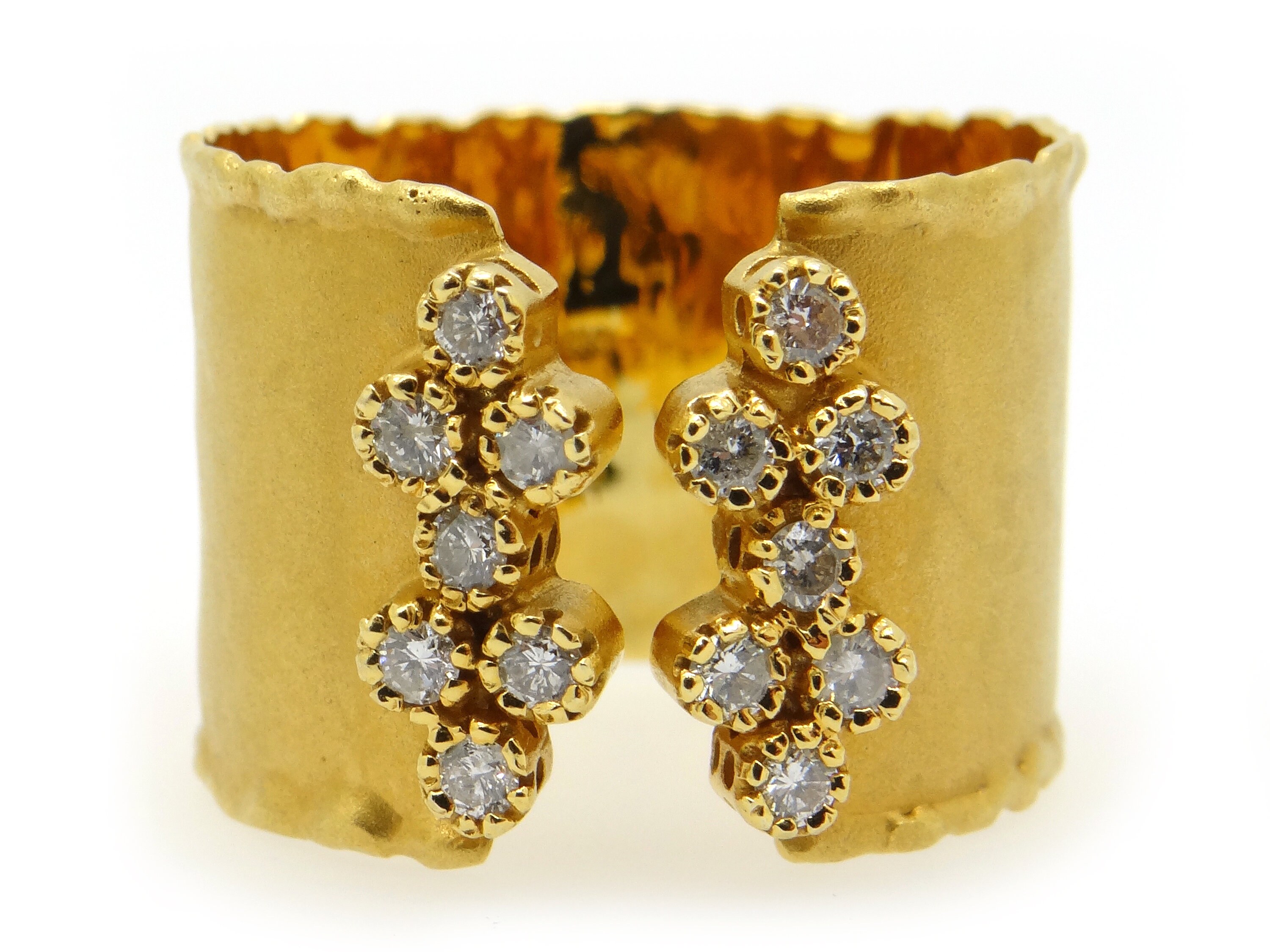 Marika♡ Marika 14k Yellow Gold .28ct Round Natural Diamond Bezel
