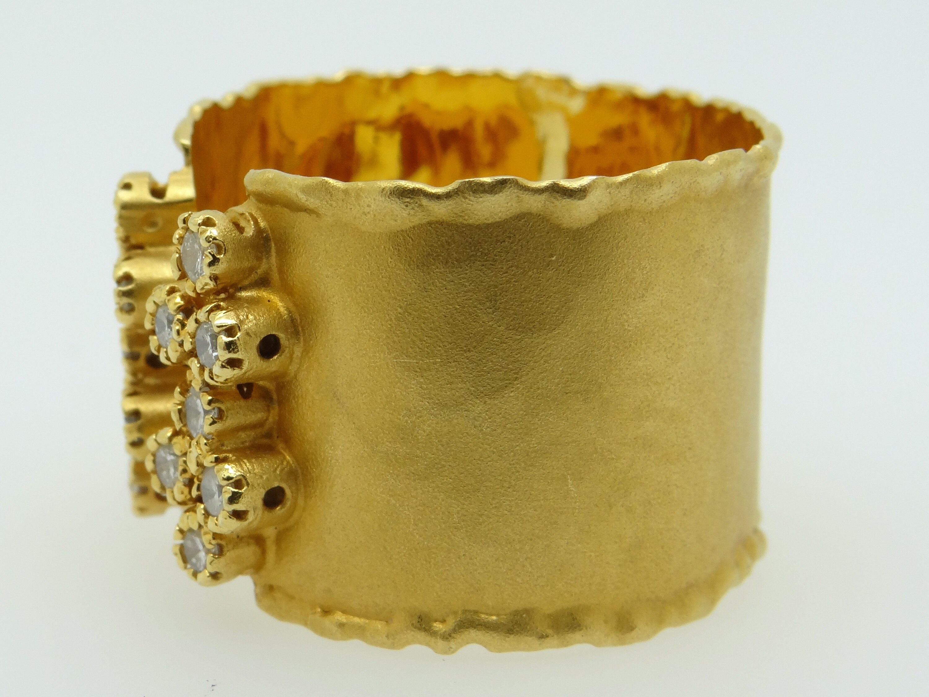 Marika 14k Yellow Gold .28ct Round Natural Diamond Bezel 14mm