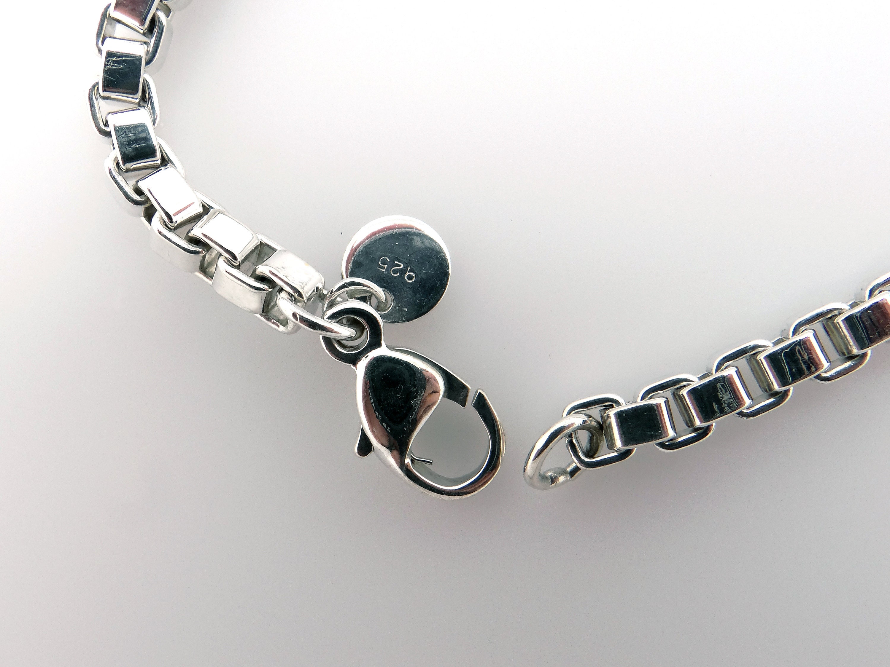 Tiffany Co Sterling Silver 4mm Venetian Box Link Chain Classic