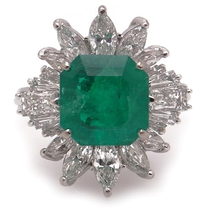 Outstanding 18k White Gold Natural 3.80ct Princess Emerald Marquise Baguette Diamond Dress Ring 6.5