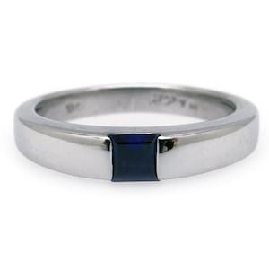 Fine 18k White Gold .20ct Princess Cut Natural Sapphire Solitaire Band Ring Size 5.5