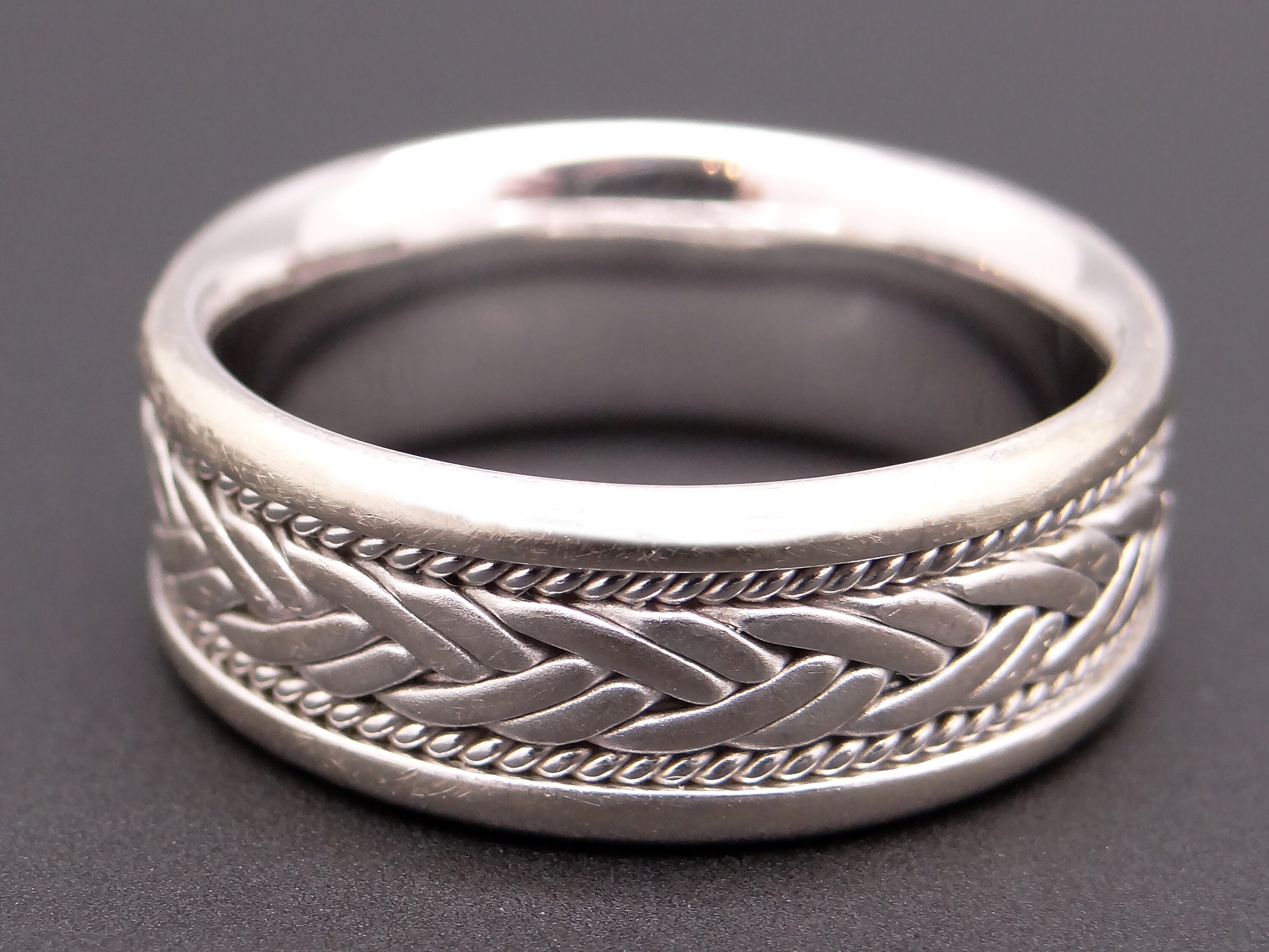 Mens Band by Diana 14k White Gold Celetic Matte Weave Mens Band by Diana 14k White Gold Celetic Matte Weave