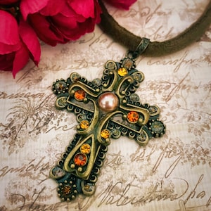 Cross necklace/renaissance Necklace/victorian cross necklace/Big cross necklace/Christian jewelry/cross pendant/vintage cross necklace