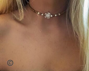 Wooden Beaded Turtle Choker: Howlite, Pearl Beach Necklace