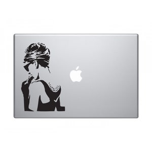 Breakfast at Tiffany's Chic Shoulder Decal