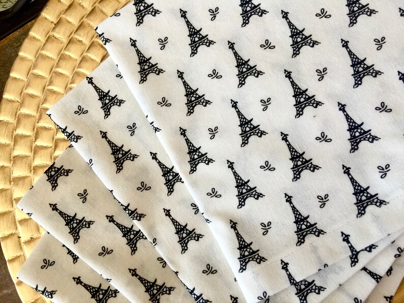 Eiffel Tower Cloth Napkins-Set of 4-Black /& Ivory-French Parisian Party-Brunch-Lunch-Tea-Wine-Bridal.