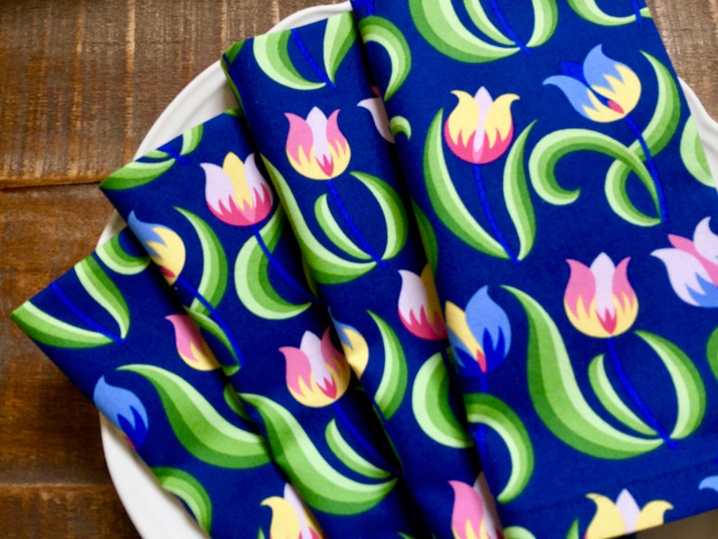 Spring Cloth Dinner Napkinstulipsbluepink on Navy. Modern Etsy