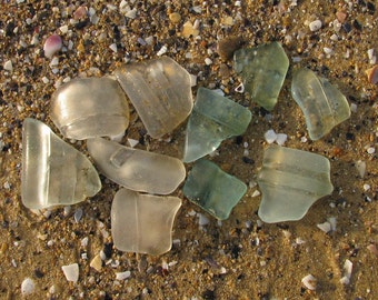 10 st havsglas, Flaskhalsar/bottnar, Strandfynd, Äkta havsglas, Hantverksmaterial, Heminredning, Smyckestillverkning