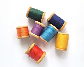 Set of 7 vintage wooden spools, Rainbow color cotton thread rollers, Soviet spools, Bobbins, Sewing supplies, Made in USSR, 1970s-1980s