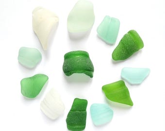 Havsglas i bulk, Flaskhalsar, Strandglasdekor, Heminredning, Smyckestillverkning, 12 stycken