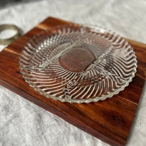 Vintage Crystal Serving Plate // Elegant Dinnerwear // Serving Platter // Dining Ware // Dishes // Veggie tray