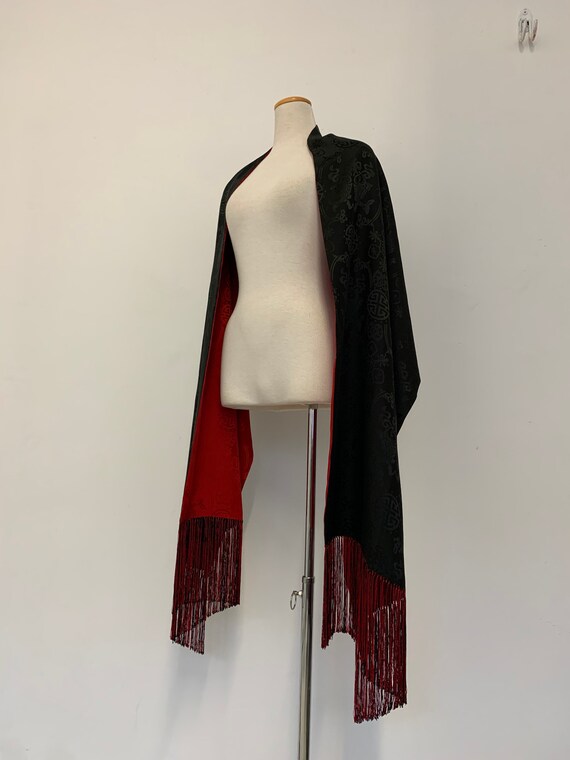 Vintage Black and Red silk Asian Print scarf // R… - image 4