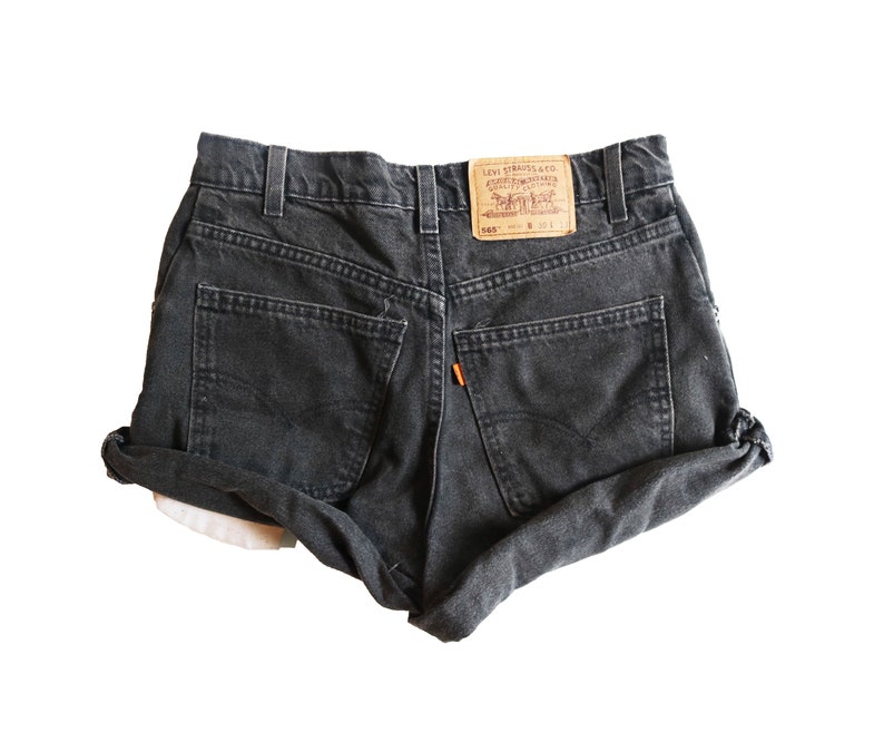 levi's high rise mom shorts not kidding