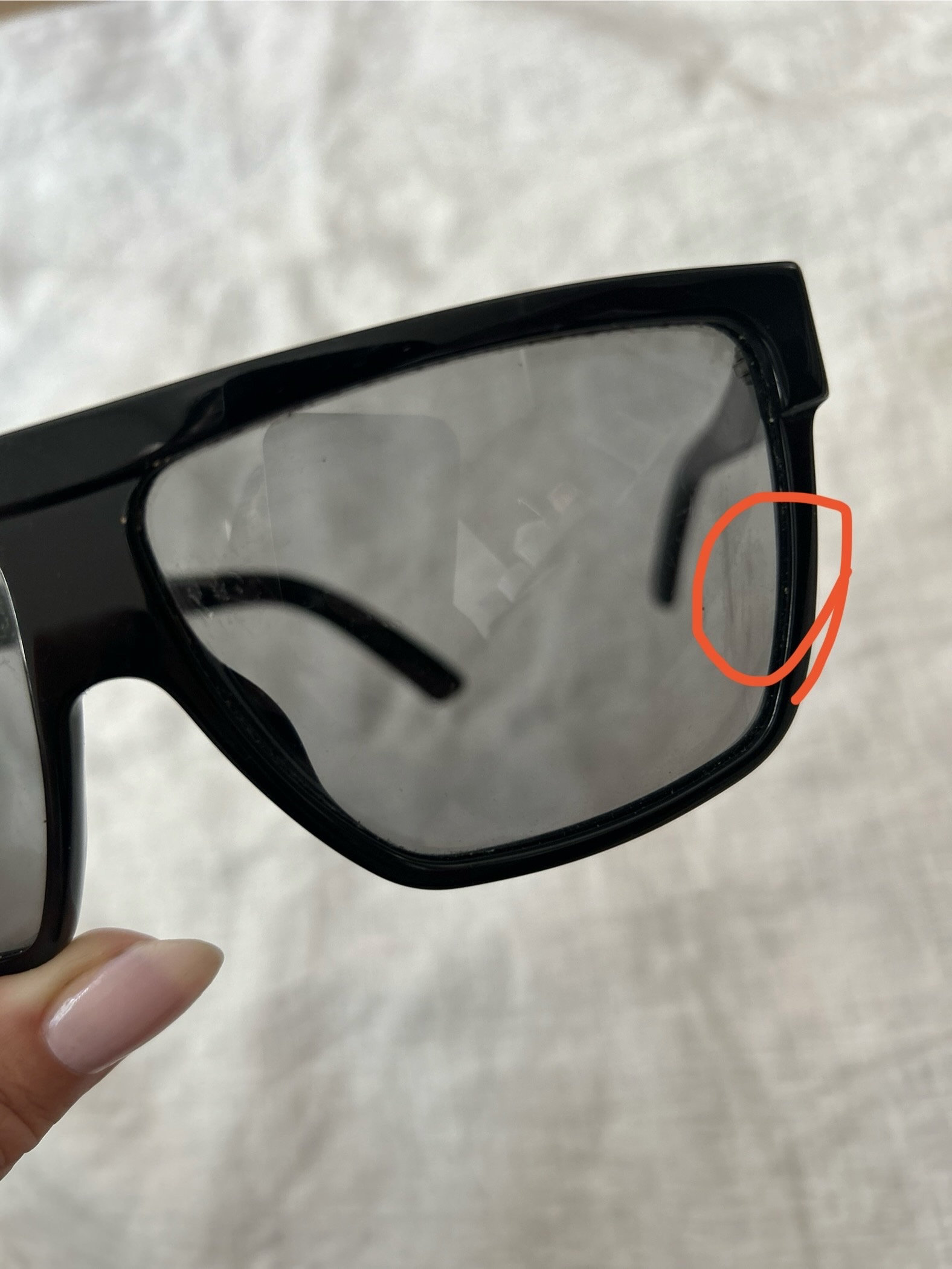 小物 GUCCI sunglasses vintage y2k oval BLK GUCCI Vintage Sunglasses Rare Black Oval GG2409/S Square