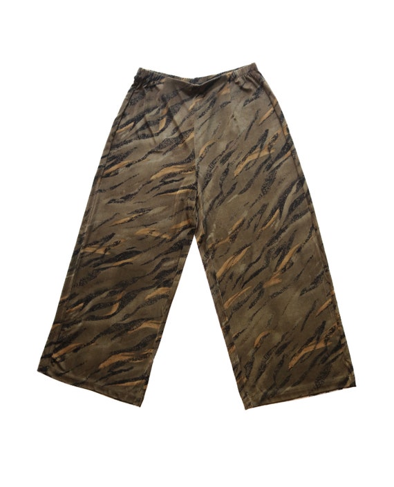 Vintage Camo Print Culottes, Size Medium/Large //… - image 2