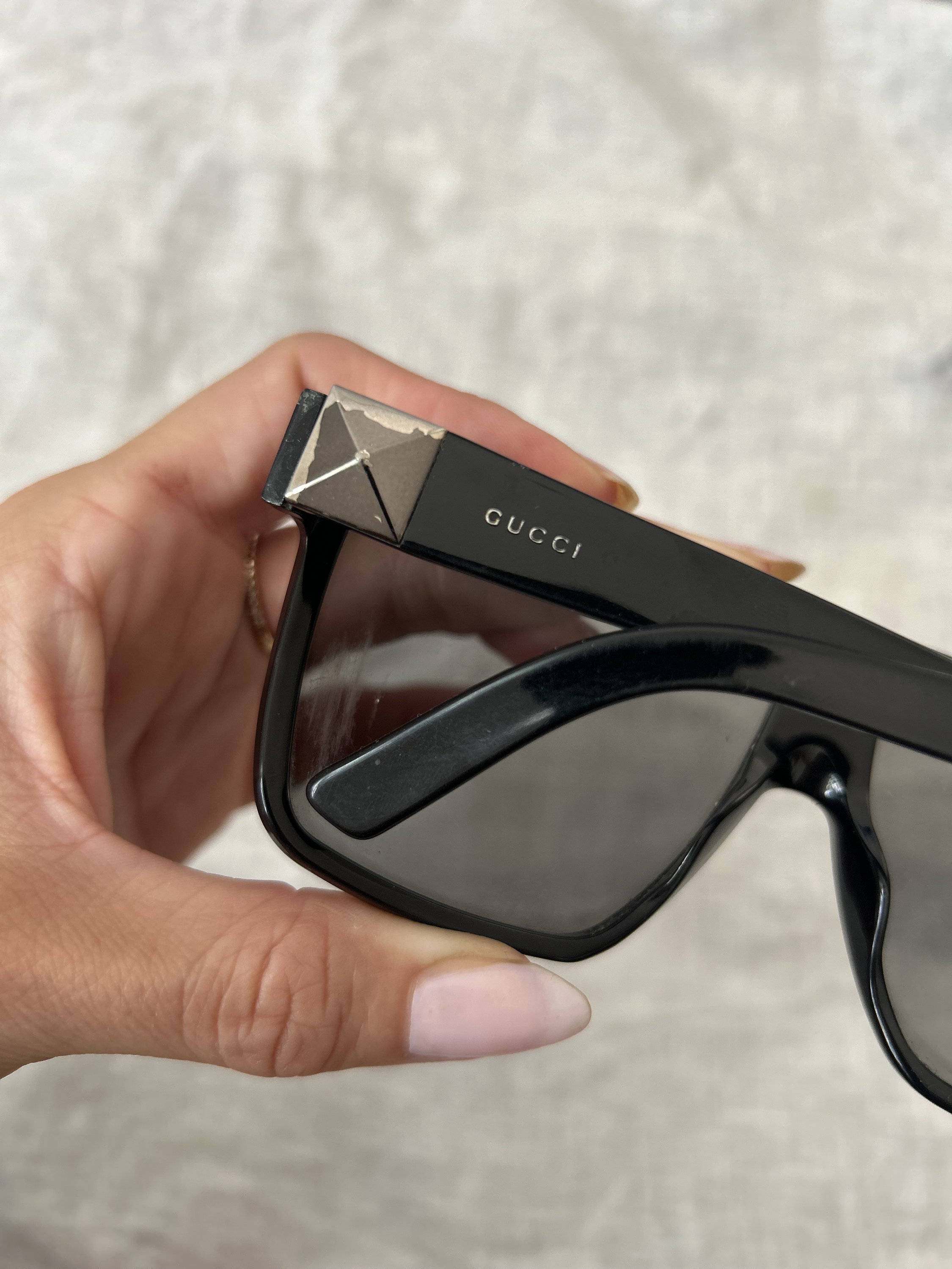 Vintage Y2K Gucci Oversized Black Wrap Sunnies // Designer 