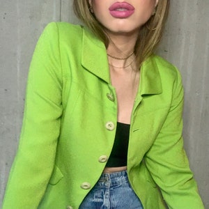 Vintage Lime Green Knit Jacket, Size 38, XS/Small // 80s Hing Lee Boxy Bright Green Jacket // Button up Blazer // 90s image 2