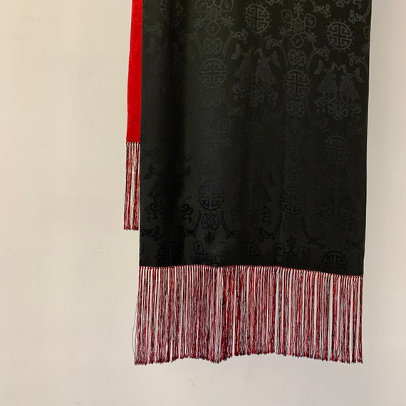Vintage Black and Red silk Asian Print scarf // R… - image 7