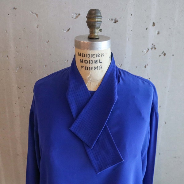Vintage Versace Blue Silk Blouse, Size Large/ 42 //  Women's Shirt // Dress Shirt // Tunic // Designer Top //